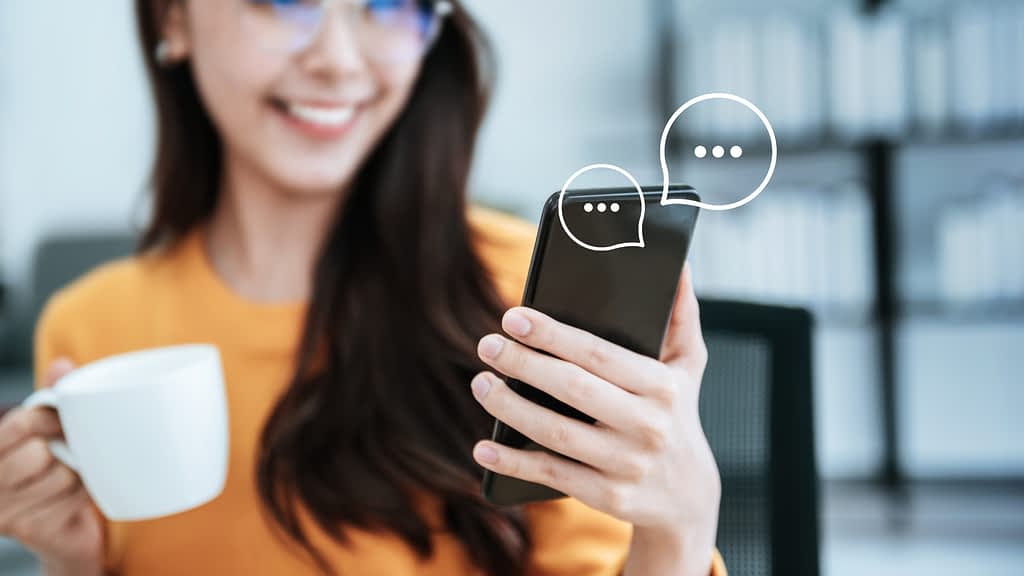 Insta Answer's live chat services let customers reach you from any device.