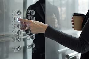 5 THINGS PEOPLE CONSIDER WHEN CHOOSING AN ELEVATOR COMPANY